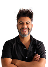 Foto de TIAGO MÃOS DE TESOURAS
