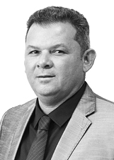 Foto de DR SARAIVA