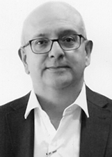 Foto de DR. CARLOS MATTOS