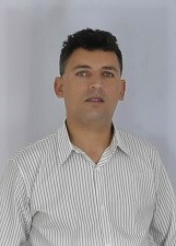 Foto de CANTOR LÉO HENRIQUE